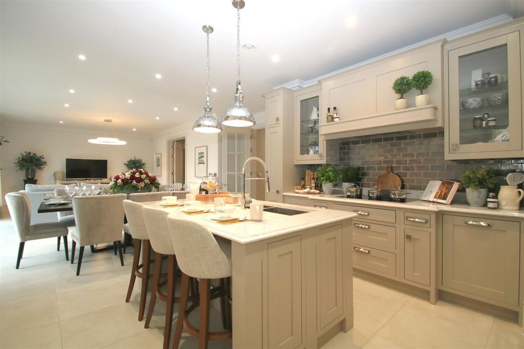 Property photo 3 of 22 Showhome4.Jpg