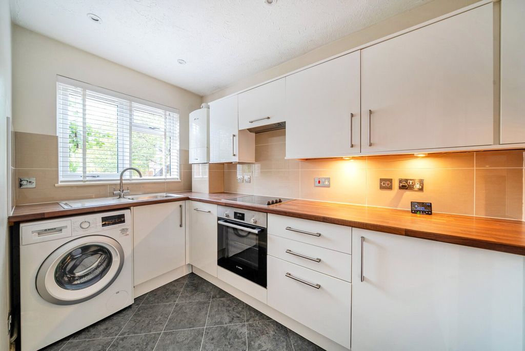 Property photo 3 of 14 Picture No. 04