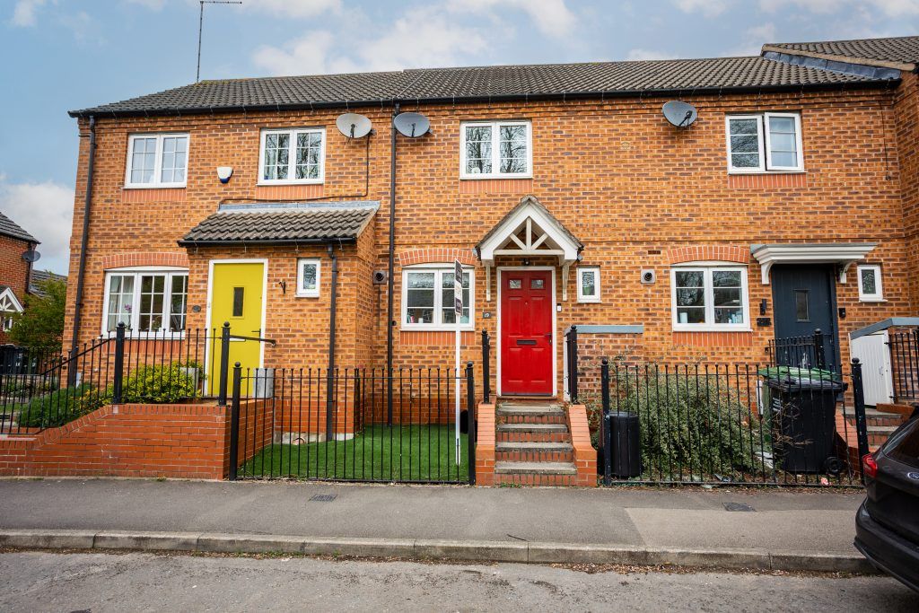 Property photo 1 of 24