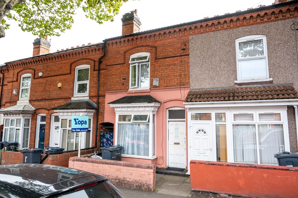 Property photo 2 of 18 01