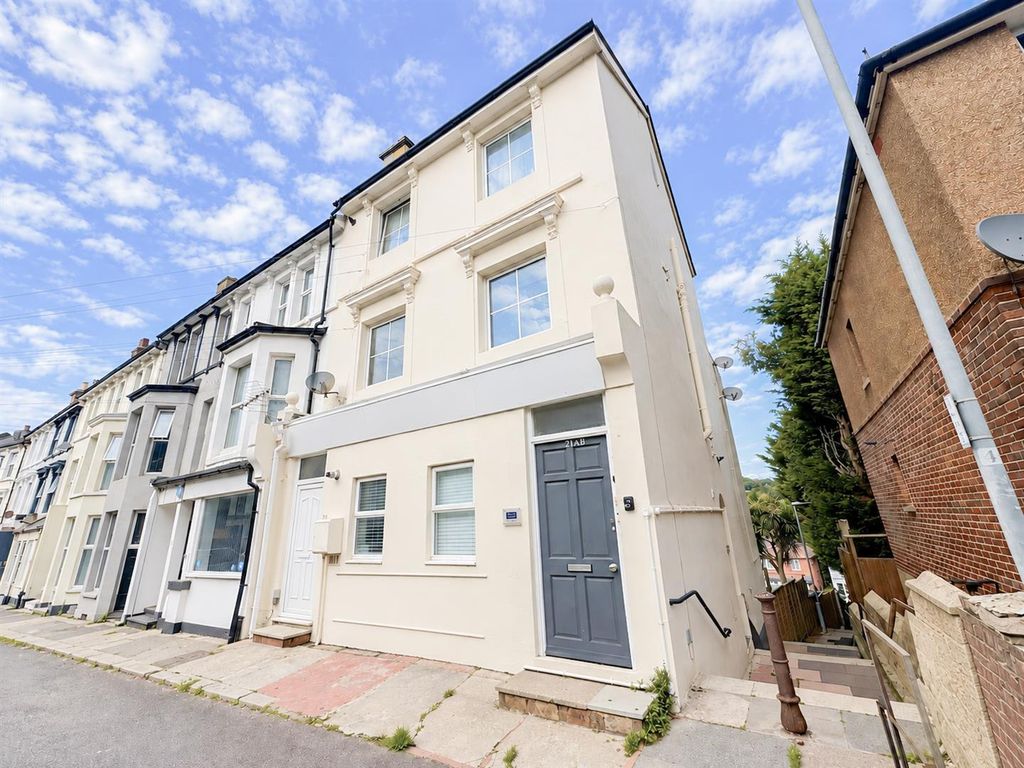 Property photo 1 of 24