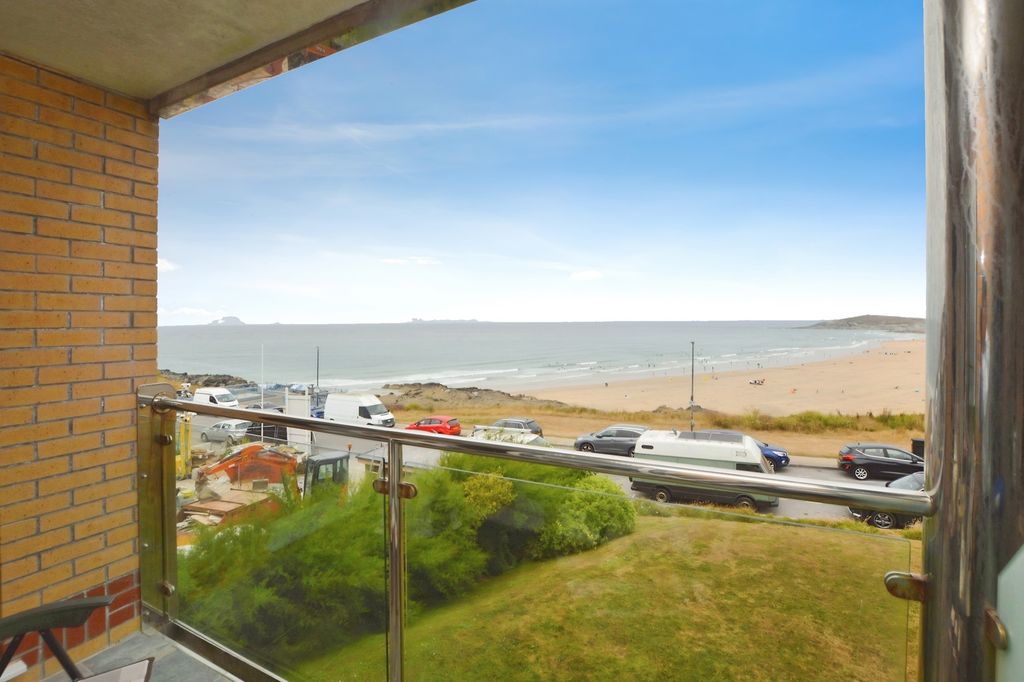 Property photo 3 of 14 3 - Pbox-Img.Jpg