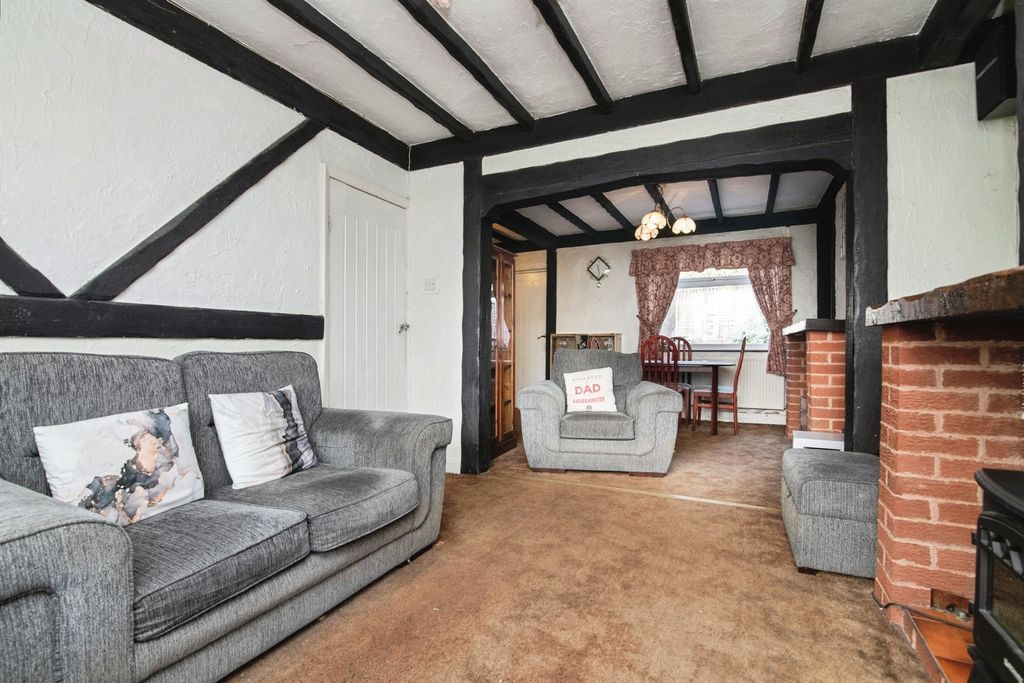 Property photo 3 of 17