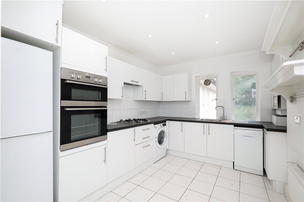 Property photo 3 of 25 Picture No. 06