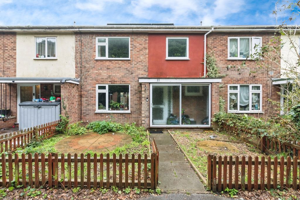 Property photo 1 of 17 Front