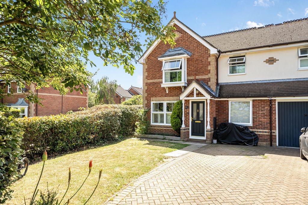 Property photo 1 of 12