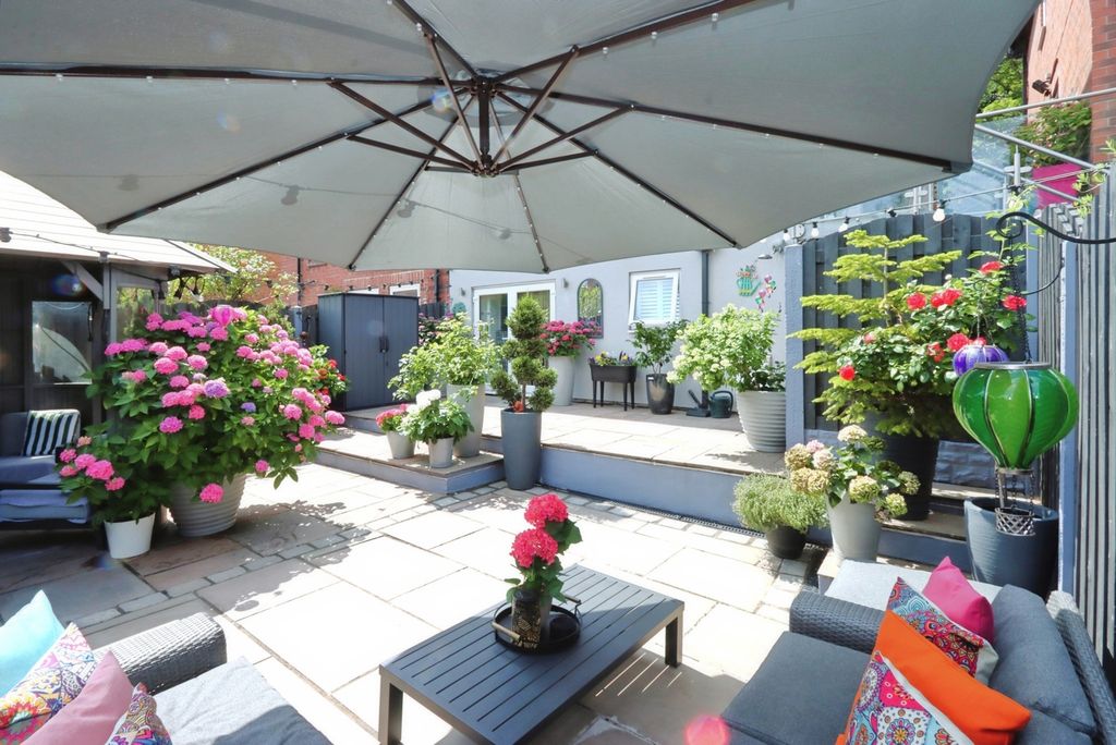 Property photo 3 of 39 Pbox-Img.Jpg