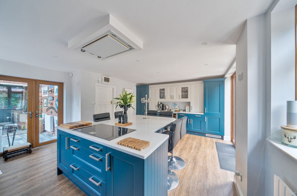 Property photo 2 of 17 1344056-14-68A614...