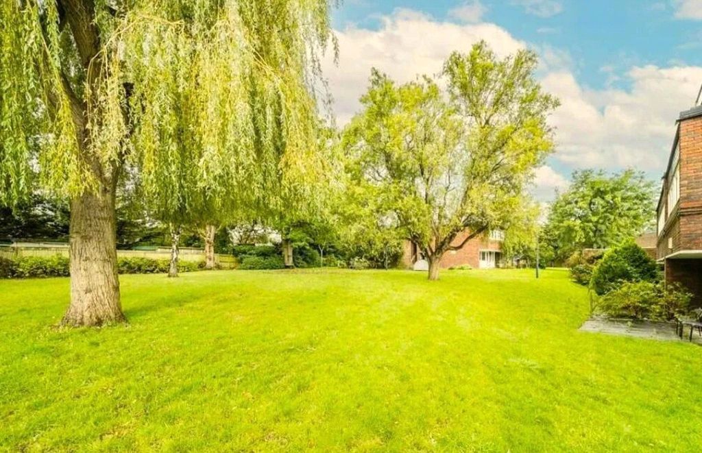 Property photo 2 of 8 Picture No. 08