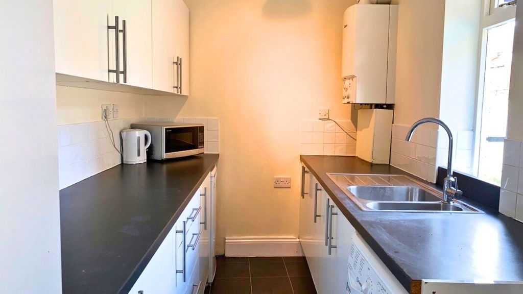 Property photo 1 of 12 9 Heaton Hall Road Heaton Utility