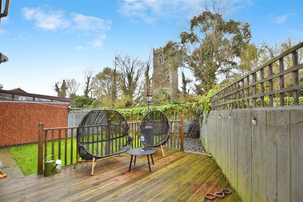 Property photo 3 of 25 Rear Garden