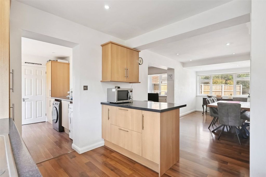 Property photo 3 of 14 Picture No. 29