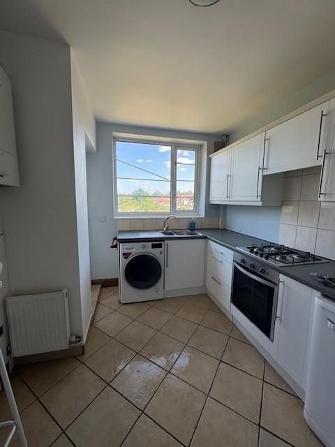Property photo 2 of 11 Kitchen