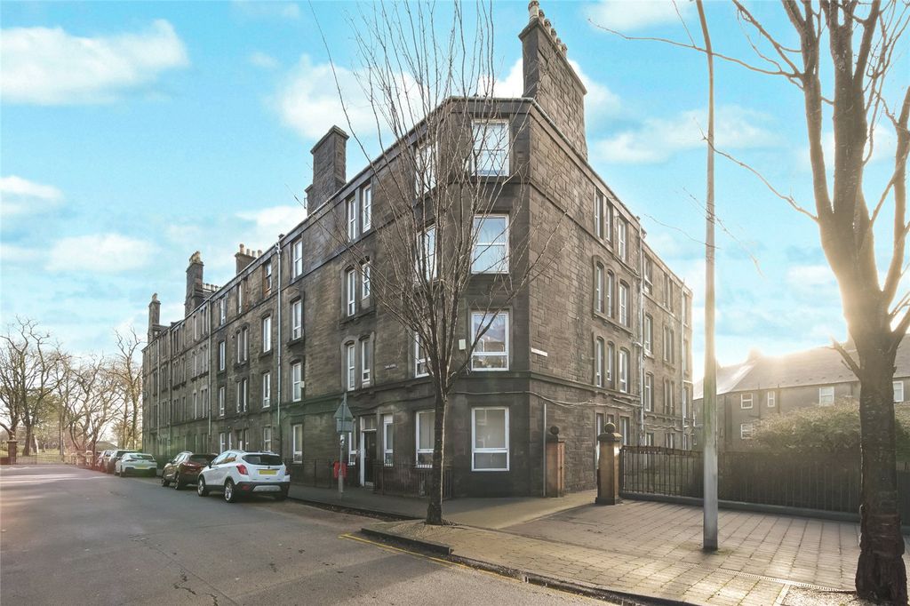 Property photo 1 of 18 Picture No. 13