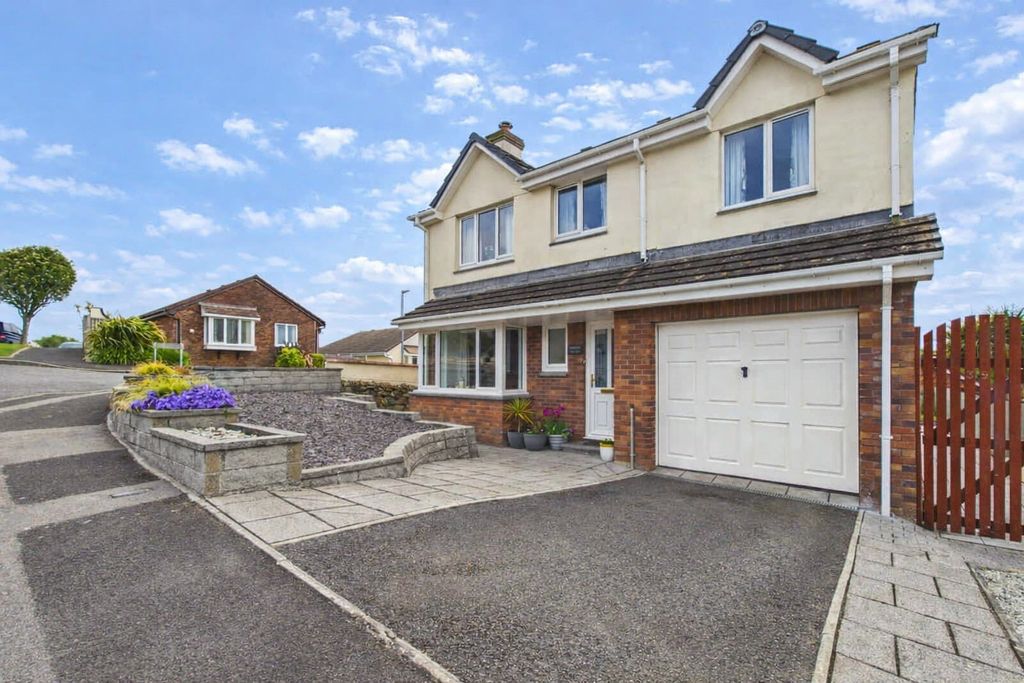 Property photo 1 of 21 5Â Bedroom Detached House For Sale