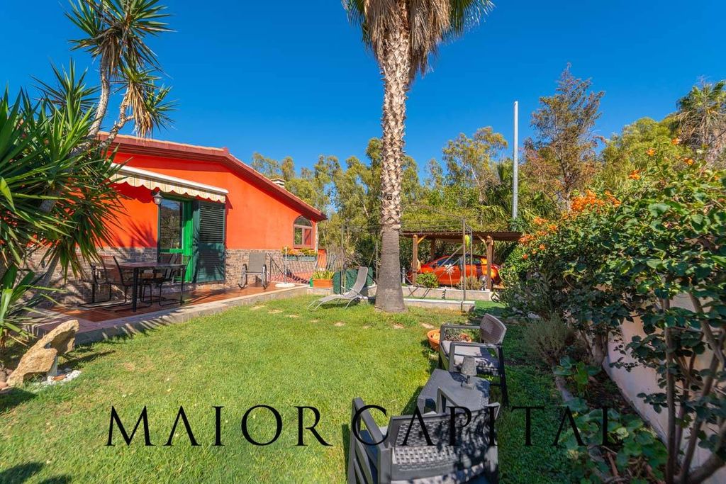 Property photo 2 of 39