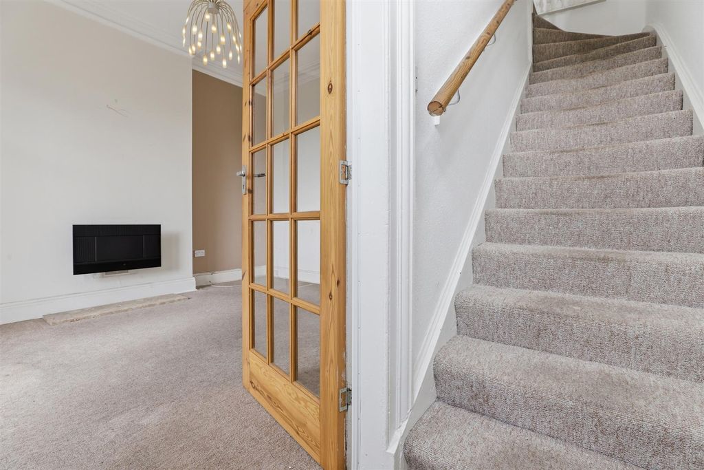 Property photo 3 of 26 9.Jpg