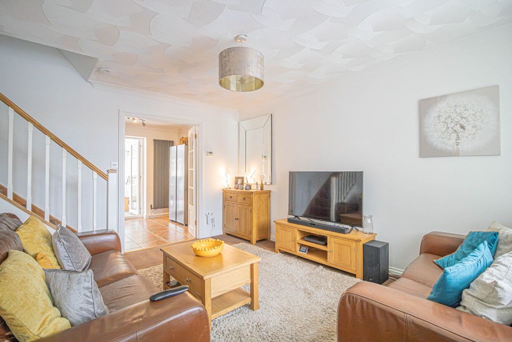 Property photo 3 of 22 5503905