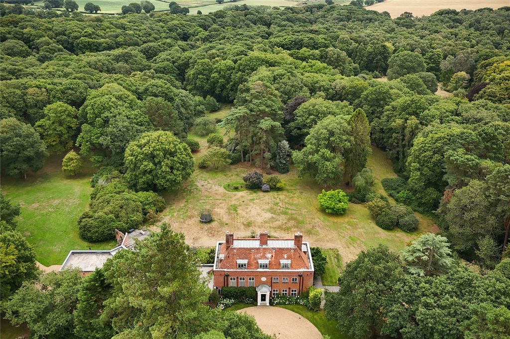 Additional image 7 of 6 bed detached house for saleDurford Wood, Petersfield, Hampshire GU31
