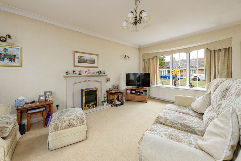 Property photo 2 of 24