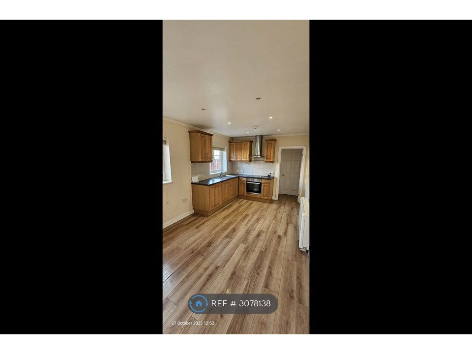 Property photo 1 of 2 Bedroom One