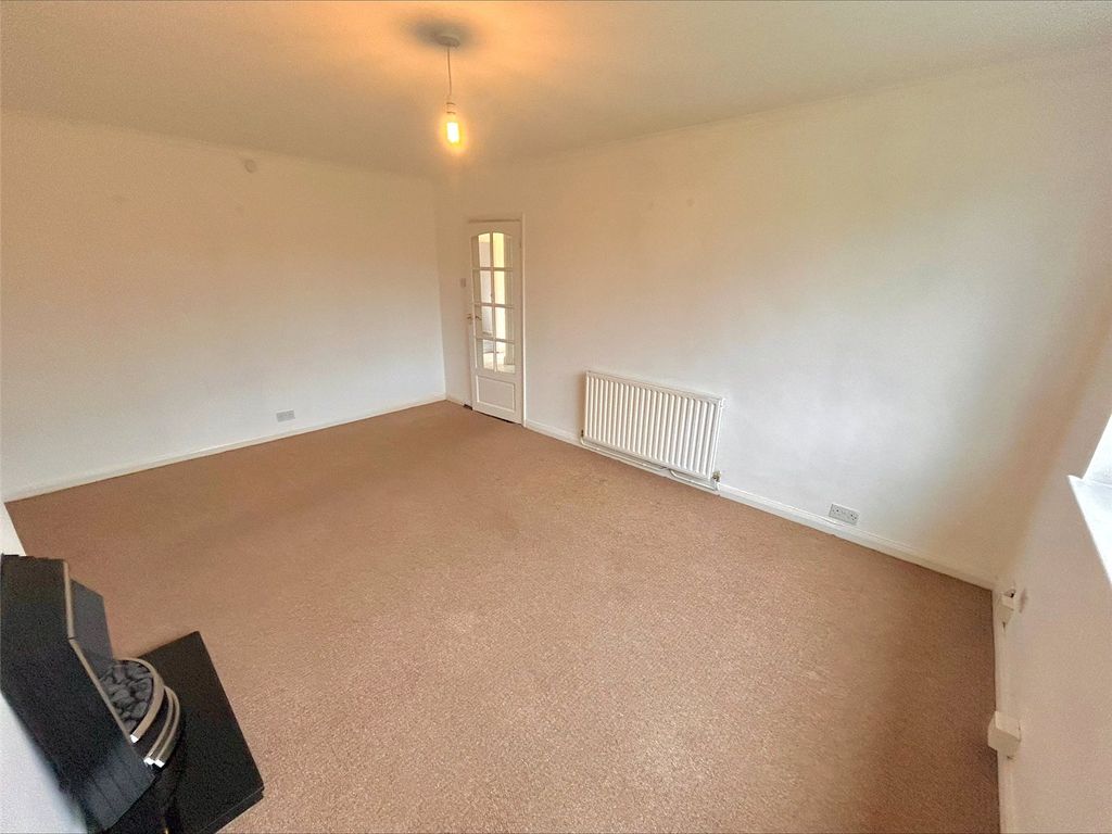 Property photo 3 of 10 Picture No. 02