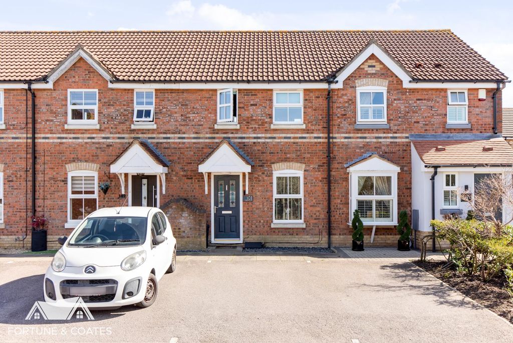 Property photo 1 of 17 Albertgardens_20.Jpg