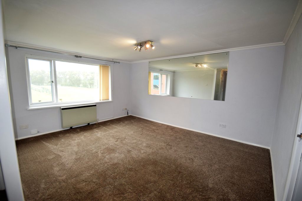 Property photo 2 of 9 Living Room