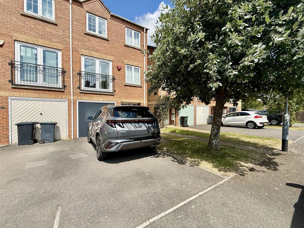Property photo 1 of 10 Img_4695.Jpg