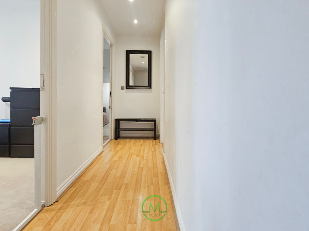 Property photo 3 of 12 Gallery