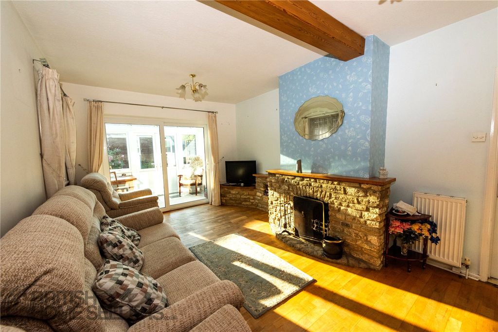 Property photo 2 of 31 Picture No. 05