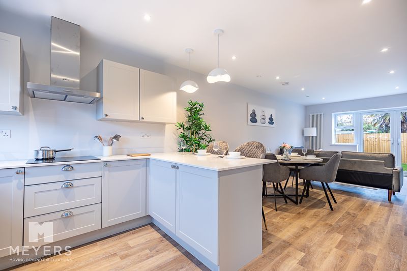 Property photo 3 of 15 Open Plan Space