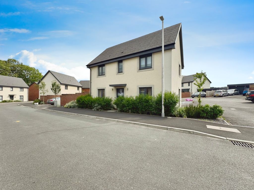 Property photo 1 of 32 4181870