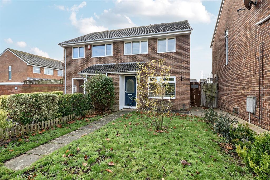 Property photo 1 of 20 1386777-1-6932Bcaa17Fe6.Jpg