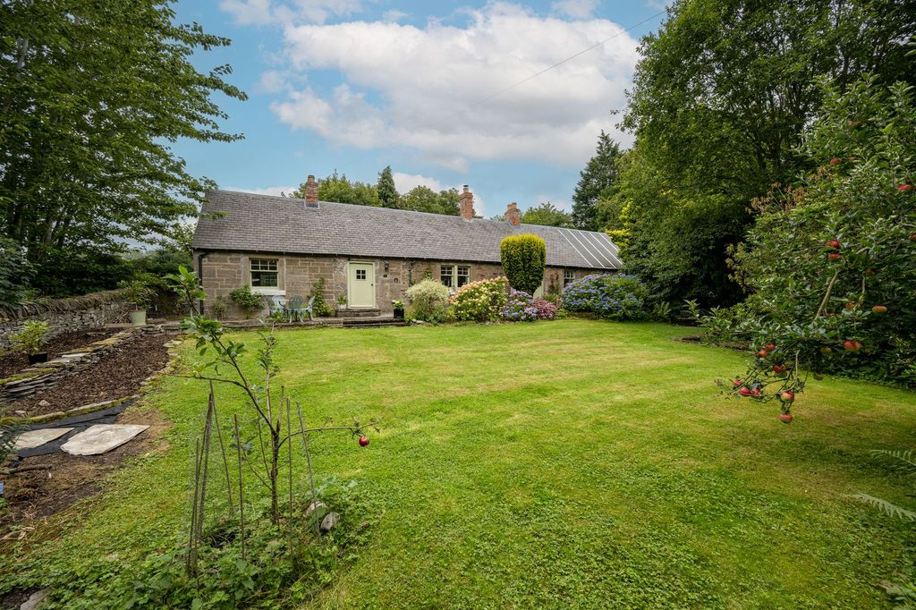 Property photo 1 of 19 Front