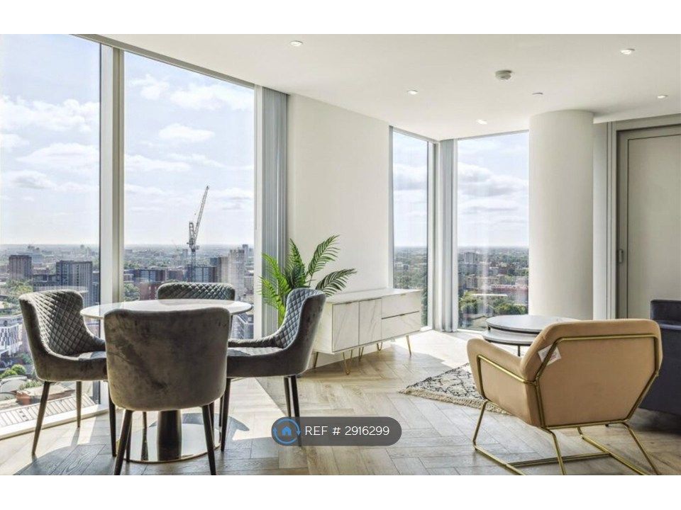 Property photo 1 of 28 Corner Unit With City Centre View