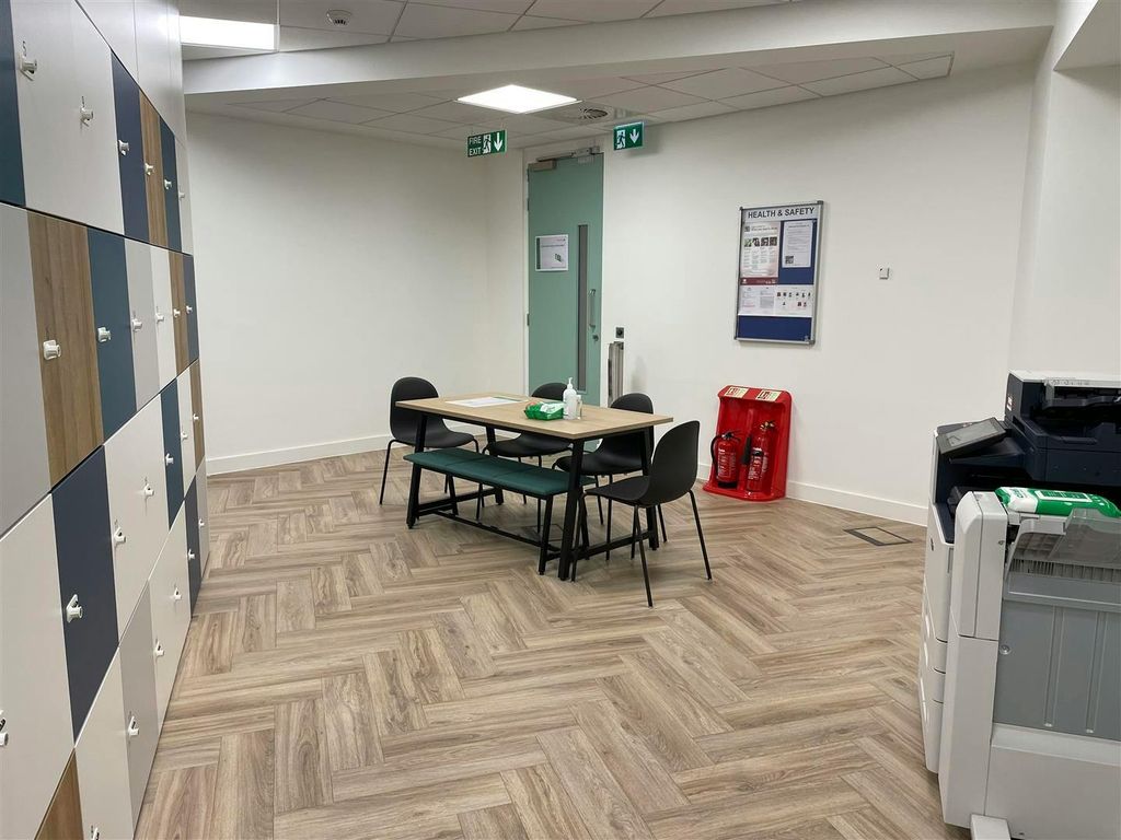 Property photo 3 of 12 Photo 3