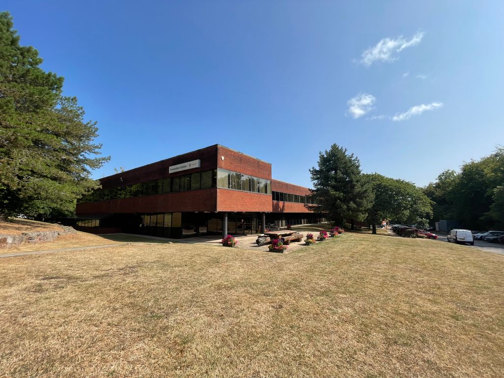 Property photo 1 of 4