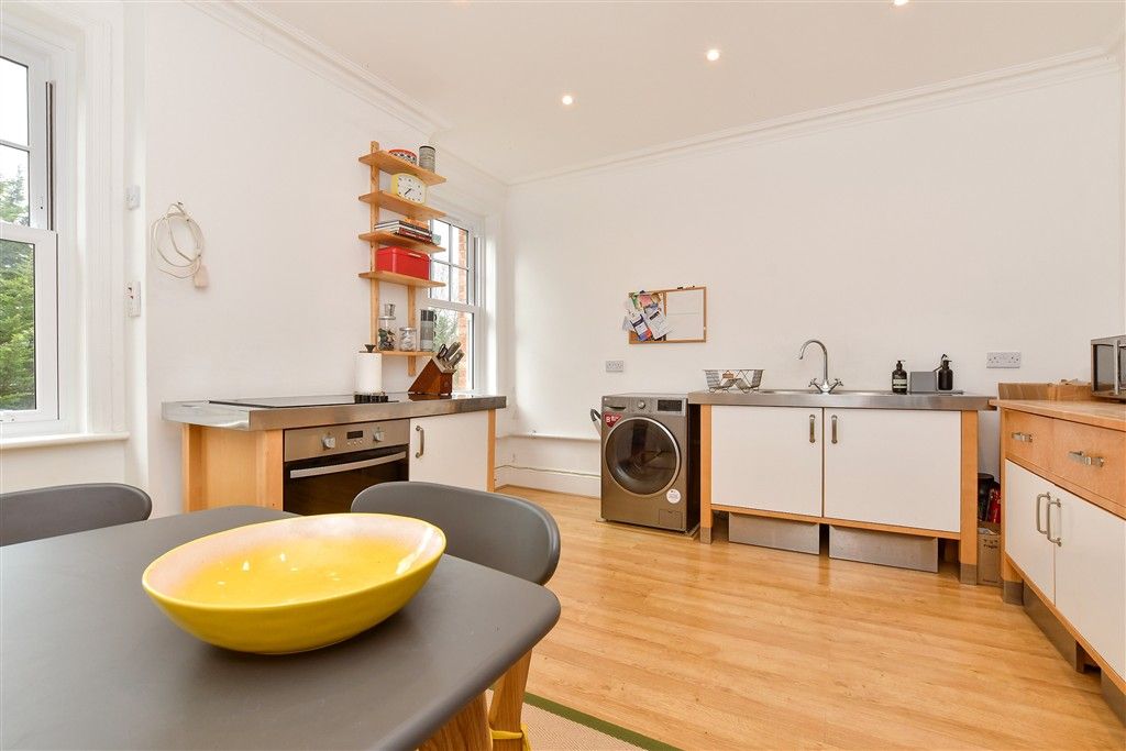 Property photo 3 of 14 Kitchen