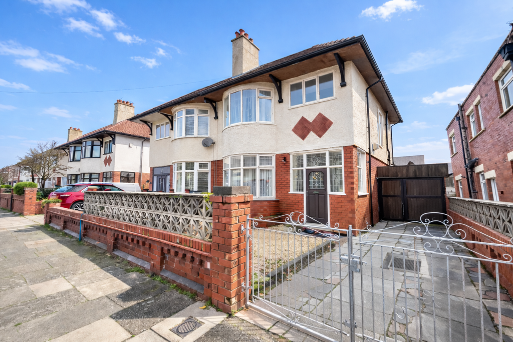 Property photo 1 of 17