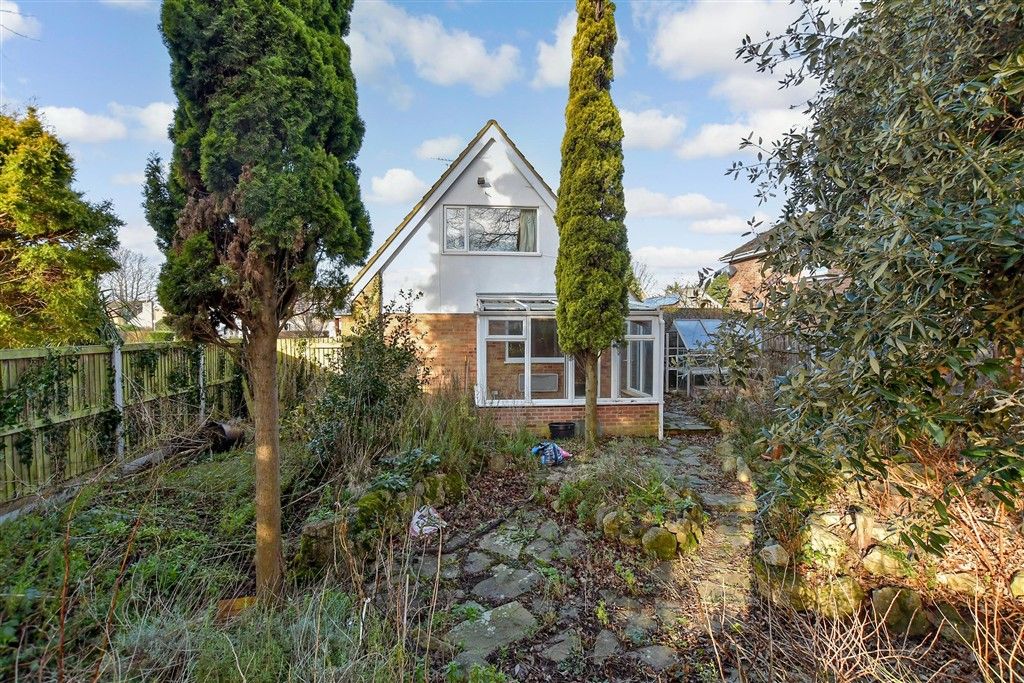 Property photo 1 of 10 Side Elevation