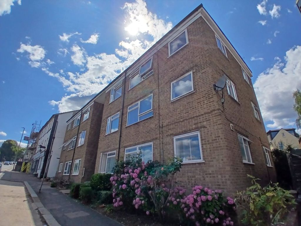 Property photo 1 of 6