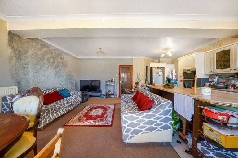 Property photo 3 of 20 Picture No. 04