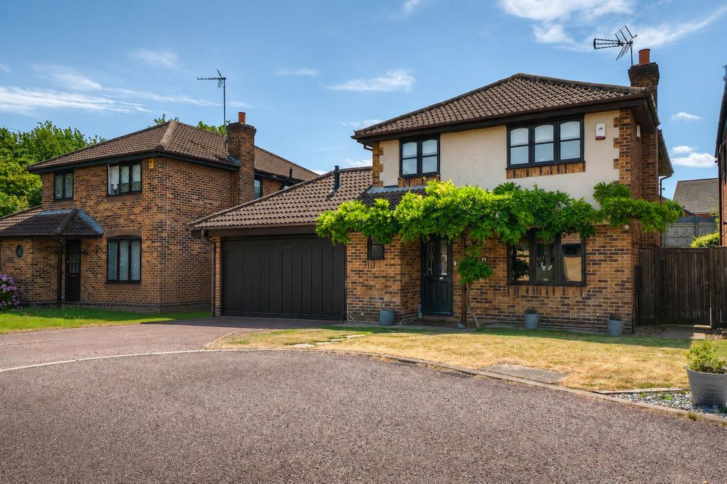 Property photo 1 of 32 248E9F79-E924-415A-913B-A58931d0c91B.Png