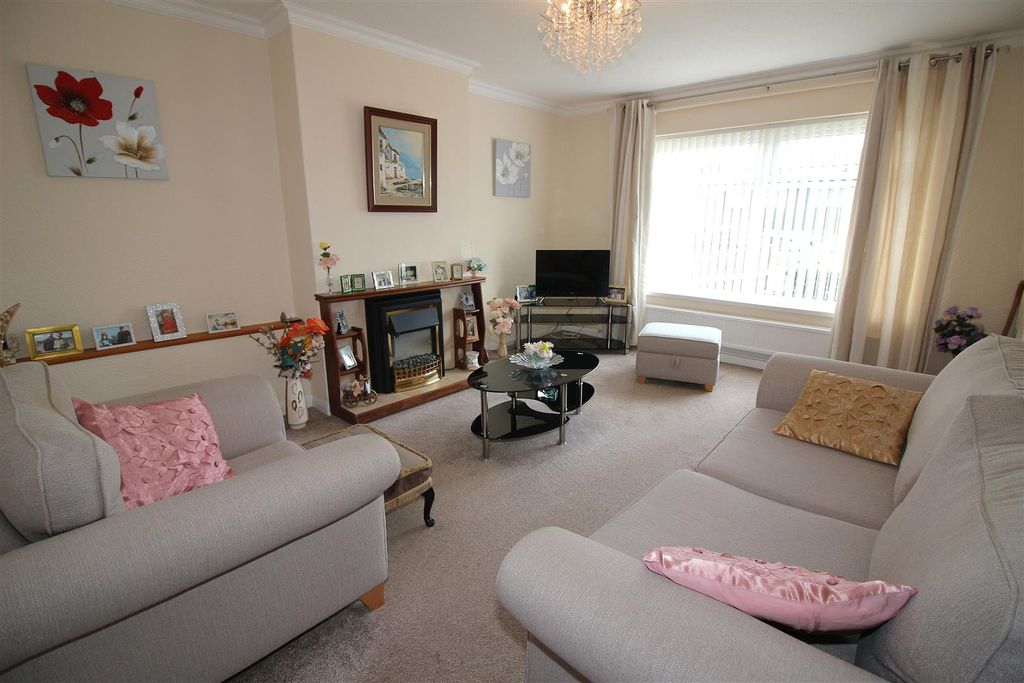 Property photo 2 of 18 Img_1918.Jpg