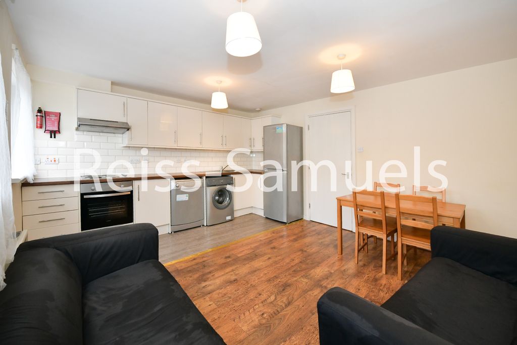 Property photo 2 of 49