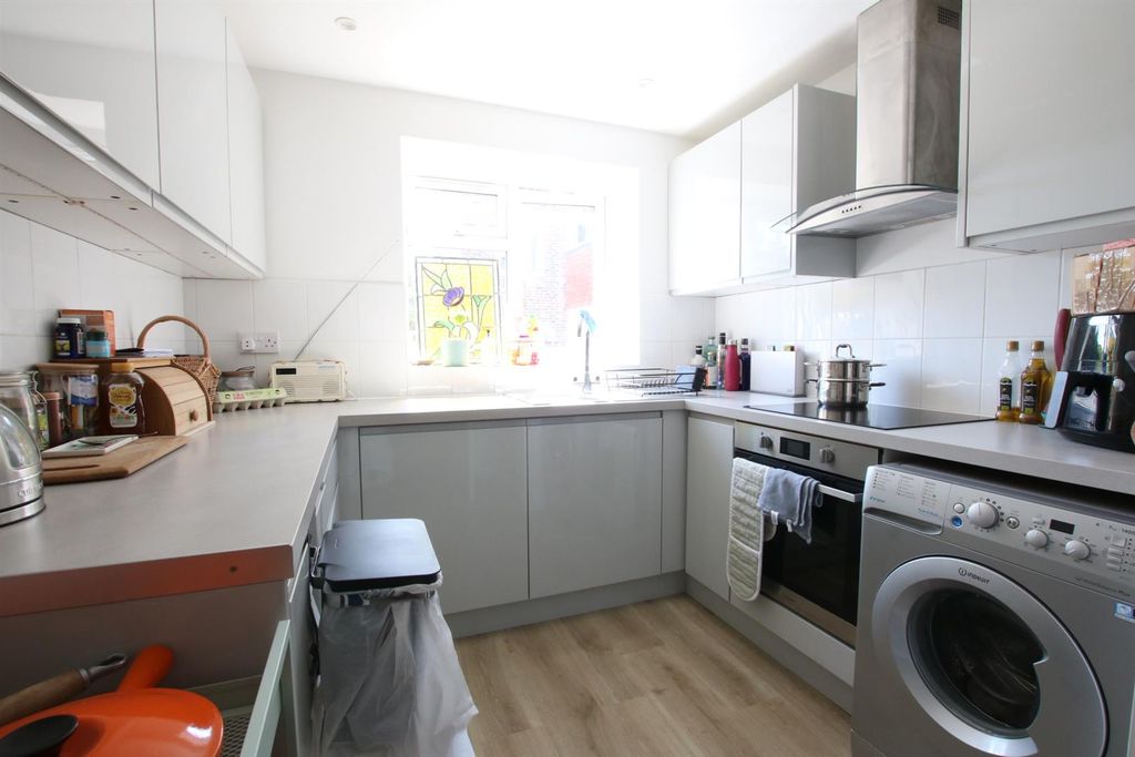 Property photo 2 of 13 Kitchen.Jpg