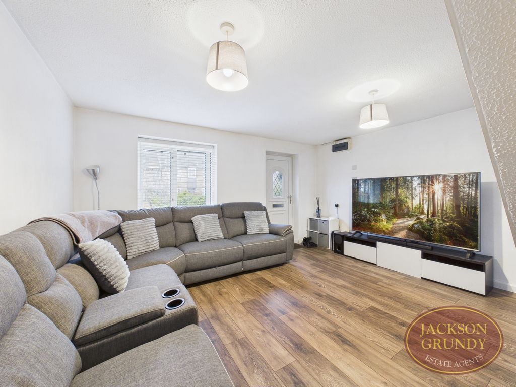 Property photo 3 of 10 Epping Walk