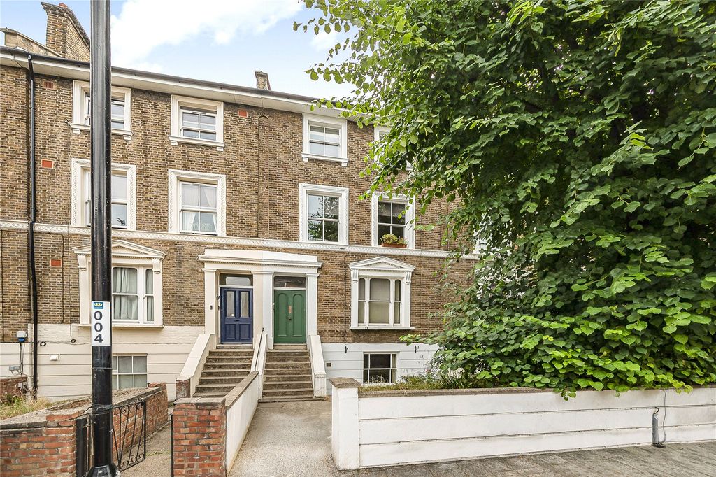 Property photo 2 of 13 Picture No. 15