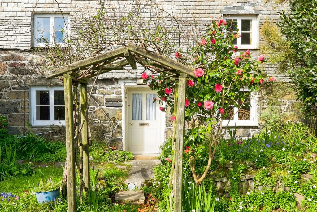 Property photo 1 of 14 Pbox-Img.Jpg